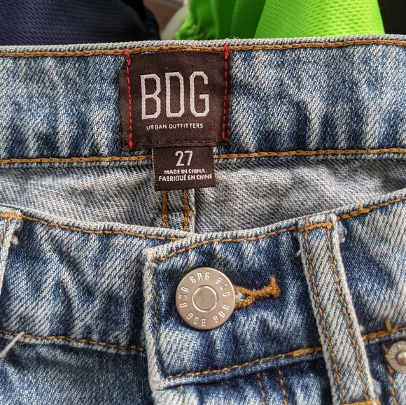 Urban outfitters BDG blue ripped jeans size 27 - Picture 3 of 5